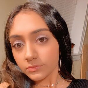 Meet your Posher, Sania